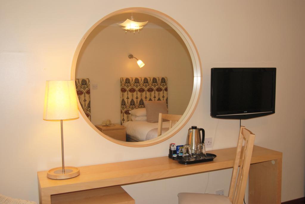 ברנטיסלנד Kingswood Hotel מראה חיצוני תמונה